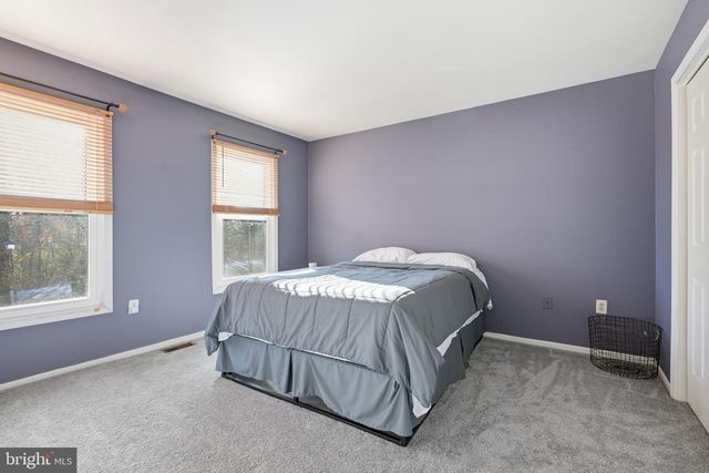 4 VARITON DR, Wilmington, DE 19810