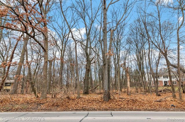 VL Lahser Road Lot 76, Bloomfield Hills, MI 48302