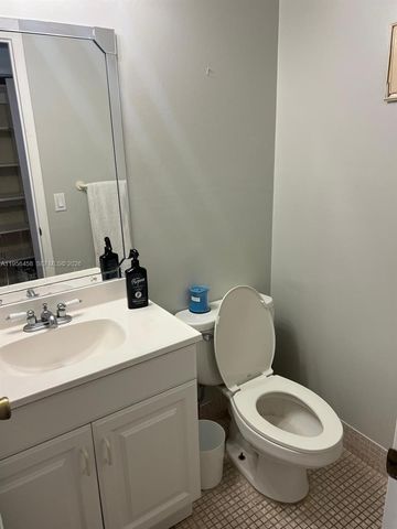 293 Dorset G G, Boca Raton, FL 33434