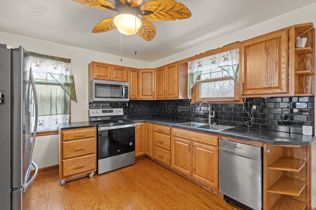 363 32nd Avenue, East Moline, IL 61244