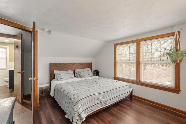 363 32nd Avenue, East Moline, IL 61244