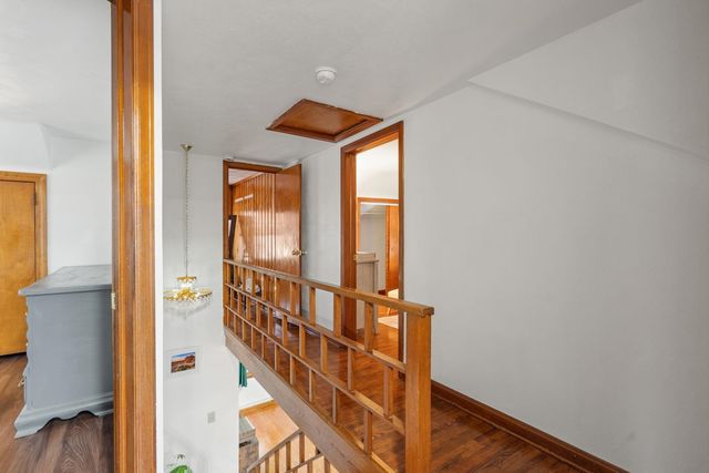 363 32nd Avenue, East Moline, IL 61244