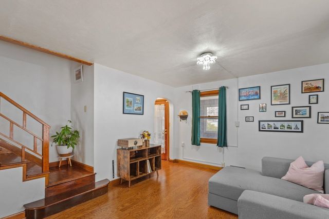 363 32nd Avenue, East Moline, IL 61244