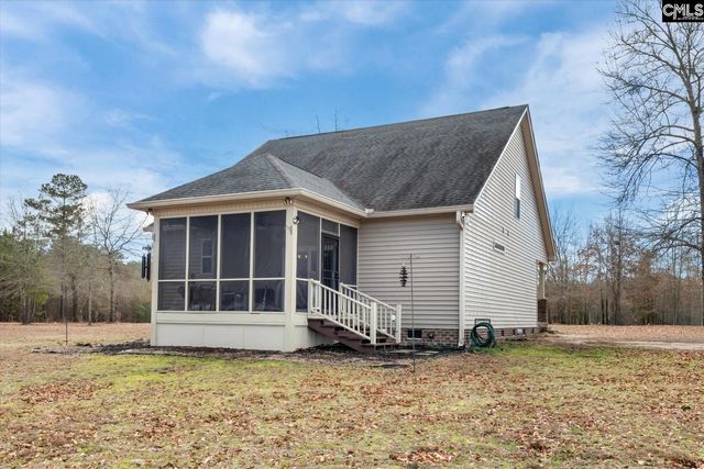 1354 Horsehead Road, Lugoff, SC 29078