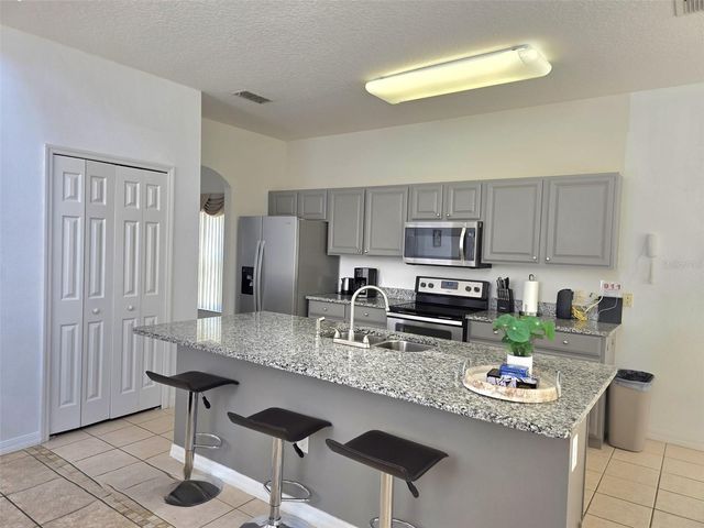 1027 BALMORAL DRIVE, Davenport, FL 33896