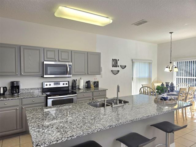 1027 BALMORAL DRIVE, Davenport, FL 33896