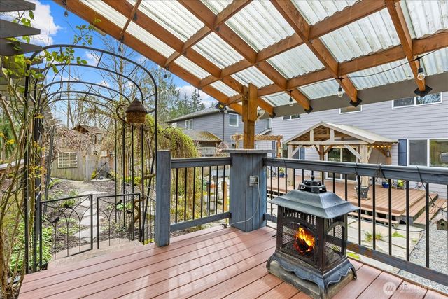 4919 79th Avenue NE, Marysville, WA 98270