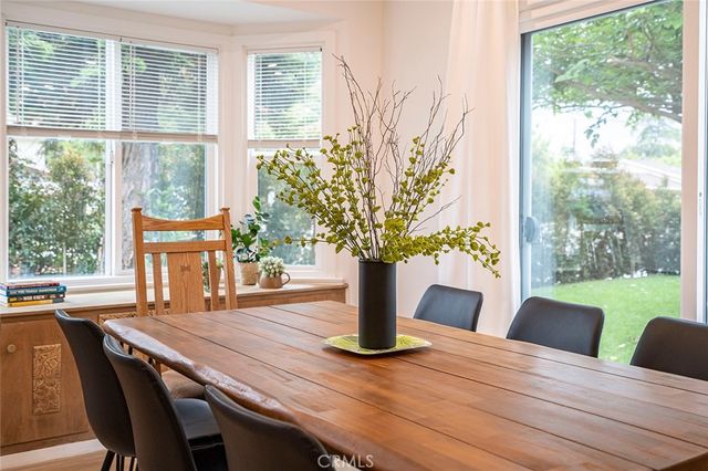 2925 W Oak, Burbank, CA 91505