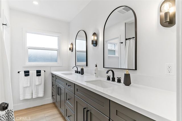 2925 W Oak, Burbank, CA 91505