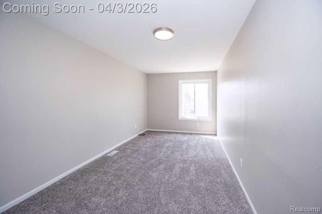 1171 Meadowood Drive, Waterford Charter Township, MI 48327