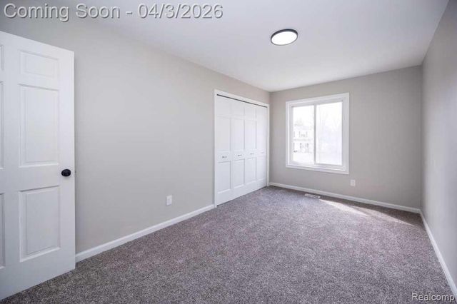 1171 Meadowood Drive, Waterford Charter Township, MI 48327