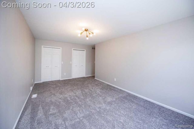 1171 Meadowood Drive, Waterford Charter Township, MI 48327