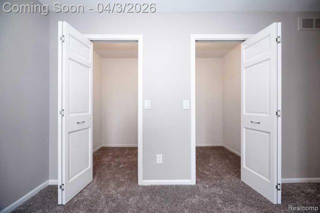 1171 Meadowood Drive, Waterford Charter Township, MI 48327