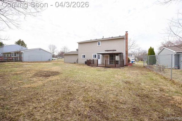 1171 Meadowood Drive, Waterford Charter Township, MI 48327