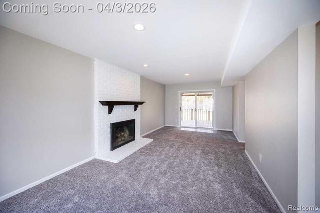 1171 Meadowood Drive, Waterford Charter Township, MI 48327