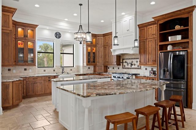 10603 LOW OAK TERRACE, Thonotosassa, FL 33592