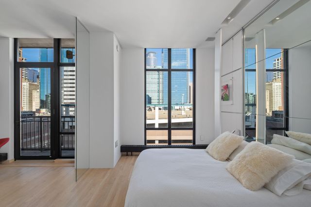 201 S 11th Street 830, Minneapolis, MN 55403