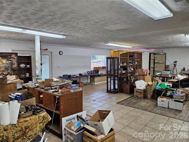 567 E Mills Street, Columbus, NC 28722
