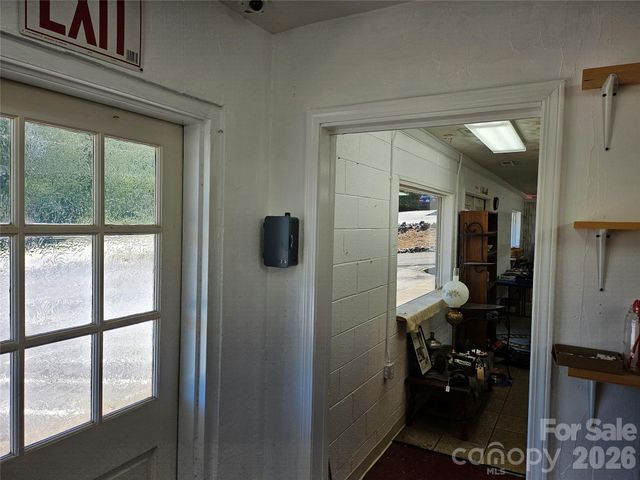 567 E Mills Street, Columbus, NC 28722