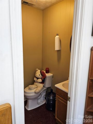 567 E Mills Street, Columbus, NC 28722