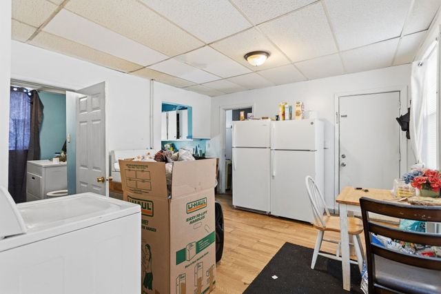 217 Spruce Street, Manchester, NH 03103