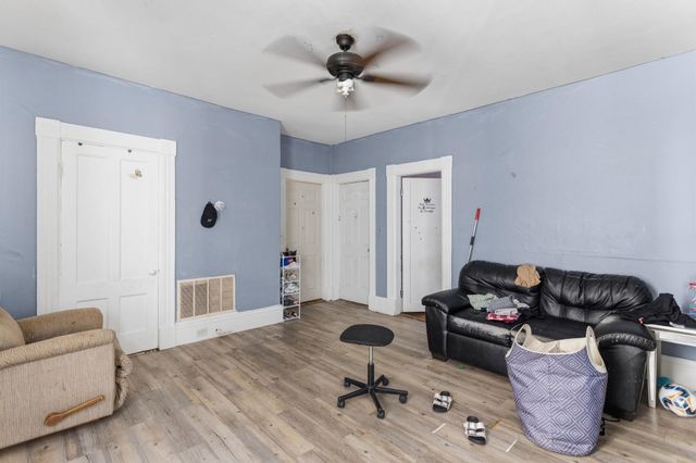 217 Spruce Street, Manchester, NH 03103