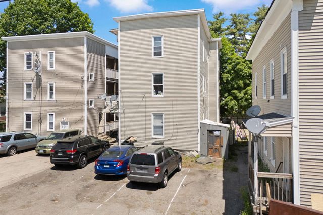 217 Spruce Street, Manchester, NH 03103