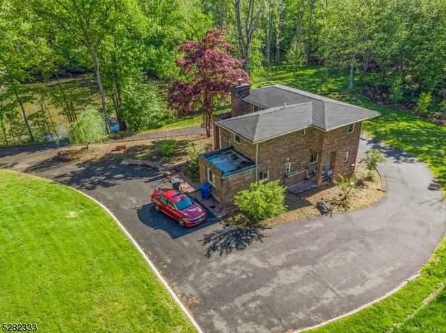 242 Lake Rd, Morris Twp., NJ 07960