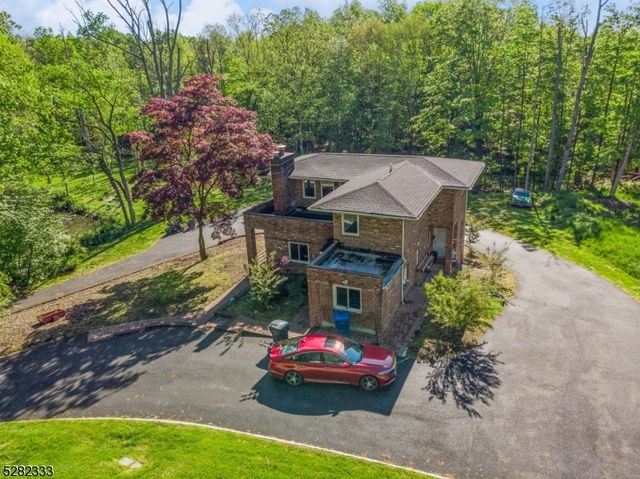 242 Lake Rd, Morris Twp., NJ 07960