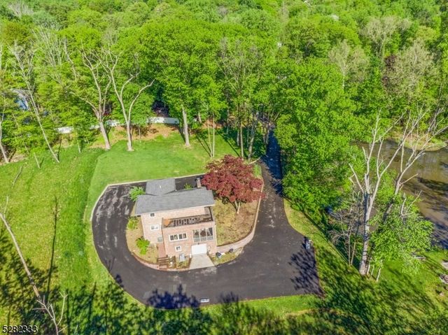 242 Lake Rd, Morris Twp., NJ 07960