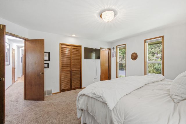 15310 N Cincinnati St, Spokane, WA 99208