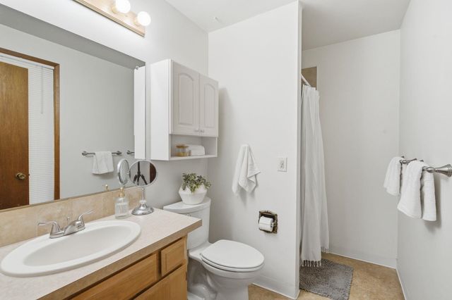 15310 N Cincinnati St, Spokane, WA 99208