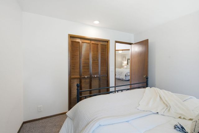 15310 N Cincinnati St, Spokane, WA 99208