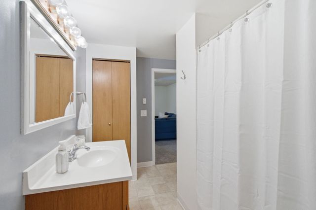 15310 N Cincinnati St, Spokane, WA 99208