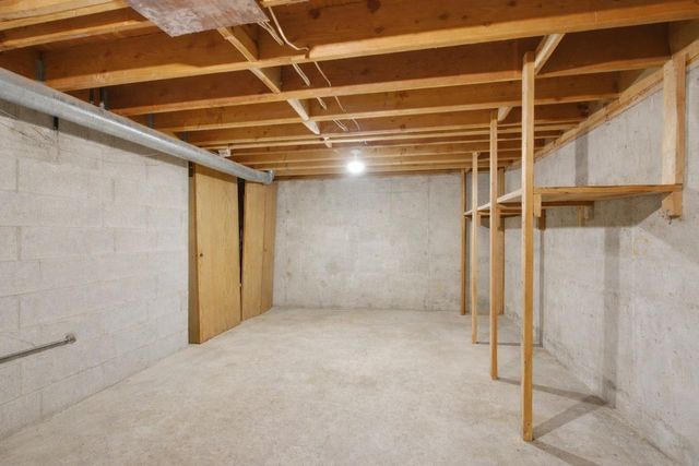 15310 N Cincinnati St, Spokane, WA 99208
