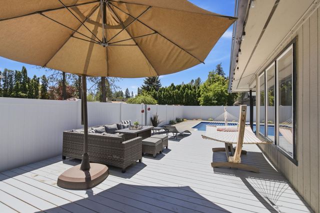 15310 N Cincinnati St, Spokane, WA 99208