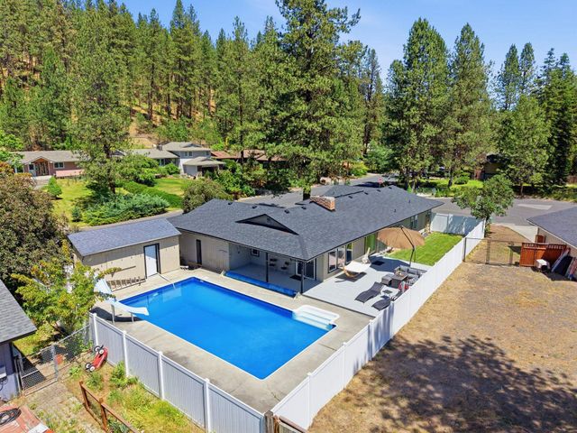 15310 N Cincinnati St, Spokane, WA 99208