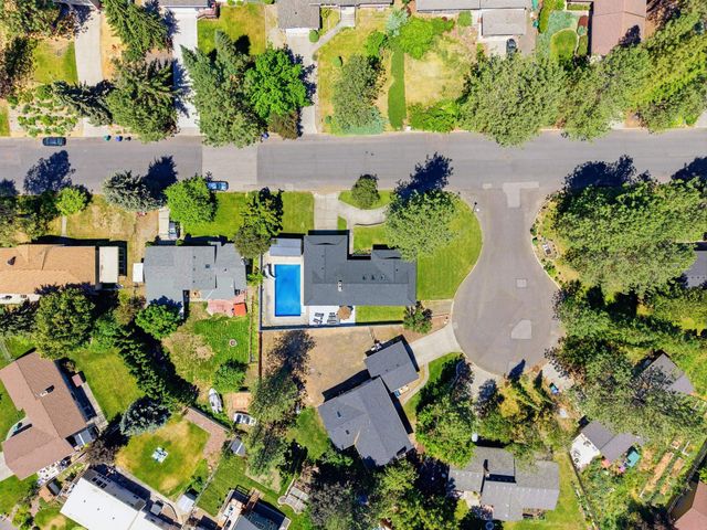 15310 N Cincinnati St, Spokane, WA 99208