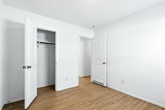 4347 Palmetto Grove Lane, Baytown, TX 77521