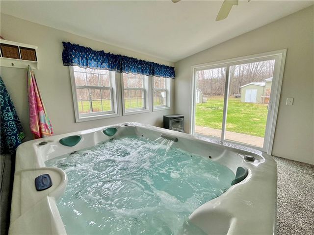 1452 State Route 104a, Sterling, NY 13156
