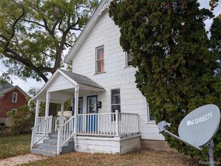 220 W Park Street, Lapeer, MI 48446