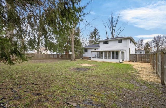 6151 Sherwood Drive, North Olmsted, OH 44070