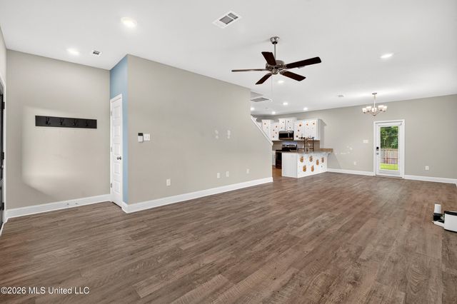 5070 Fairbury Way, D'iberville, MS 39540