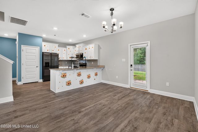 5070 Fairbury Way, D'iberville, MS 39540