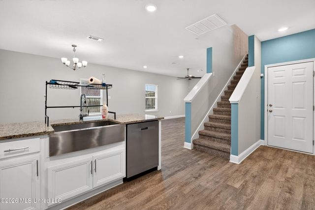 5070 Fairbury Way, D'iberville, MS 39540