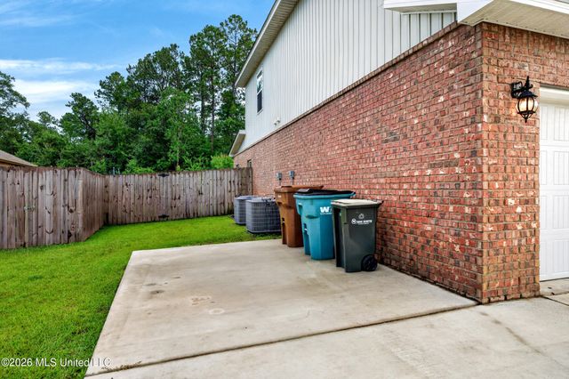 5070 Fairbury Way, D'iberville, MS 39540