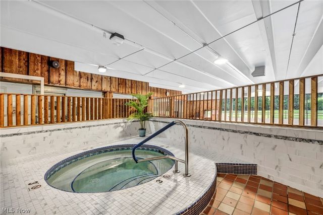 3400 Wooster rd. Road 614, Rocky River, OH 44116