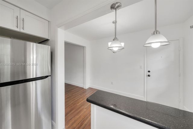 5605 SW 80th Street 10D, Miami, FL 33143