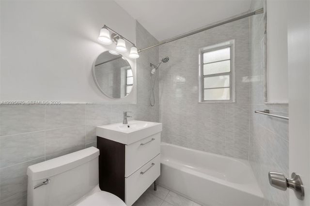 5605 SW 80th Street 10D, Miami, FL 33143