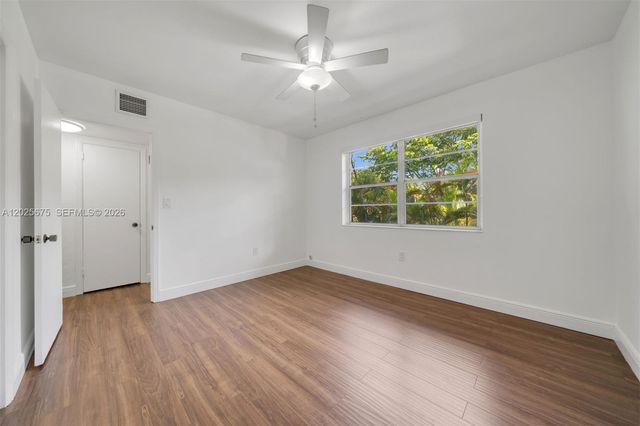 5605 SW 80th Street 10D, Miami, FL 33143